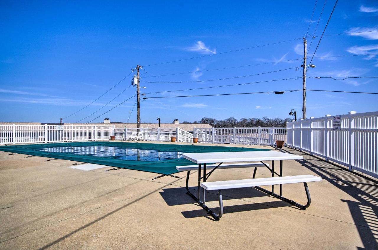 Osage Beach Resort Condo With Community Pool! Bagian luar foto